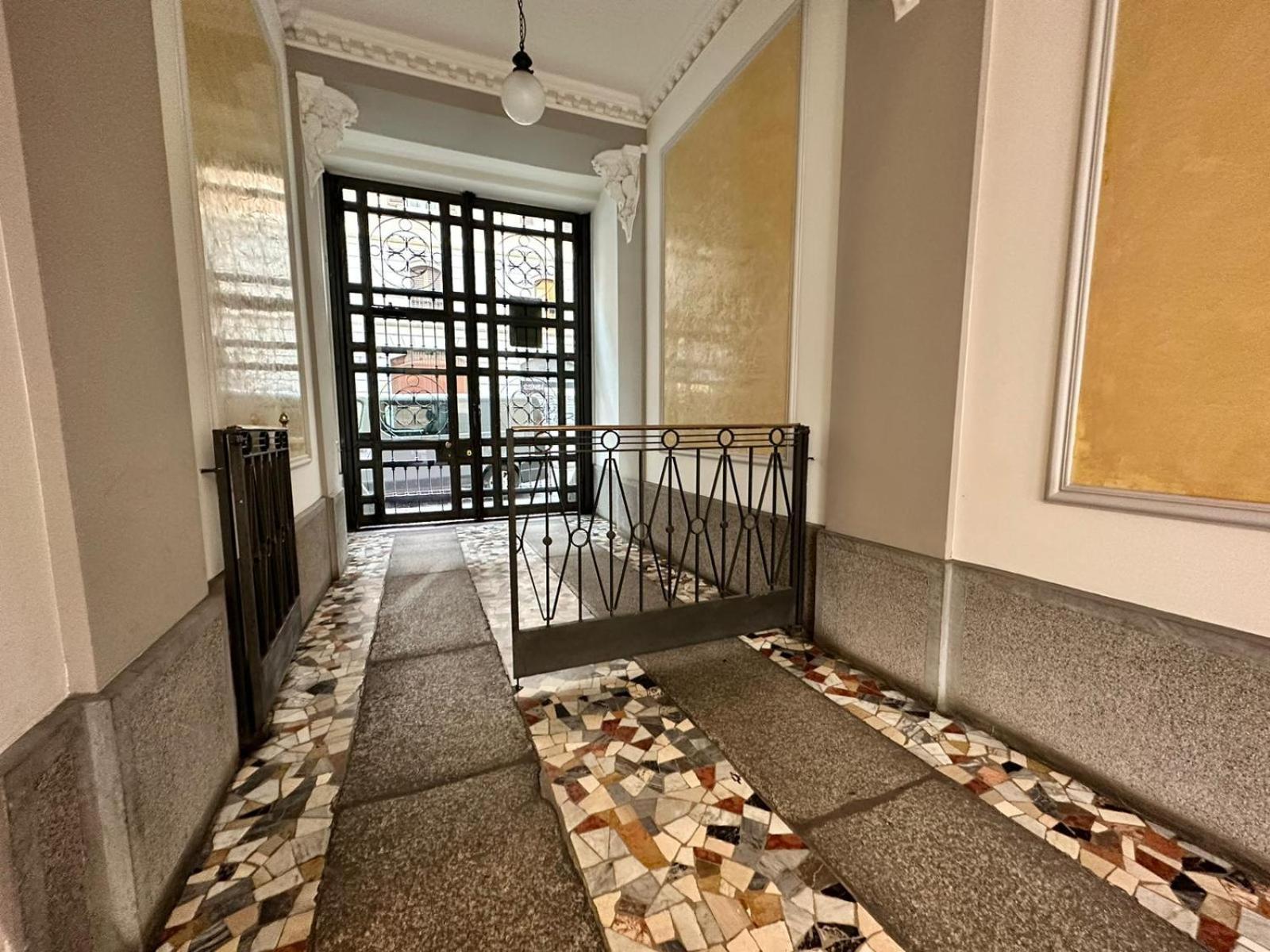 Comecasa Studio Vicino Stazione Centrale มิลาน ภายนอก รูปภาพ